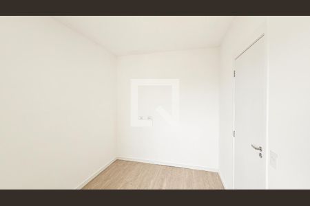 Quarto de apartamento para alugar com 2 quartos, 54m² em Vila Sul Americana, Carapicuíba