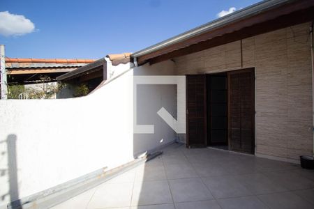 Varanda do Quarto 1 de casa à venda com 3 quartos, 200m² em Jardim Santo Elias, São Paulo