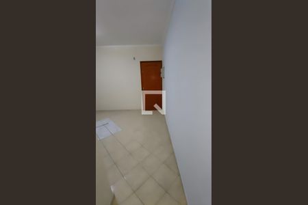 Corredor de apartamento à venda com 2 quartos, 67m² em Vila Valparaíso, Santo André