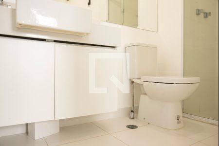 Banheiro Social de kitnet/studio para alugar com 1 quarto, 38m² em Mirandópolis, São Paulo