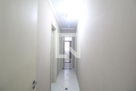 Corredor de apartamento para alugar com 3 quartos, 75m² em Jardim Taquaral, São Paulo