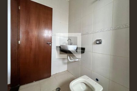 Banheiro da Suíte 1 de casa para alugar com 3 quartos, 210m² em Jardim Juá, São Paulo