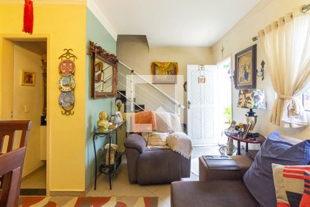 Sala de casa de condomínio para alugar com 2 quartos, 150m² em Chácara Santo Antônio (zona Leste), São Paulo