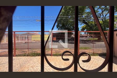 Vista da Sala de casa para alugar com 3 quartos, 200m² em Jardim Bela Vista, Campinas