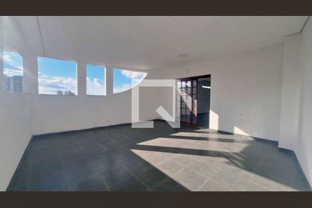 Foto 02 de casa à venda com 3 quartos, 252m² em Jardim D’abril, Osasco