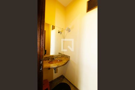 Lavabo de apartamento à venda com 4 quartos, 200m² em Vila Paris, Belo Horizonte