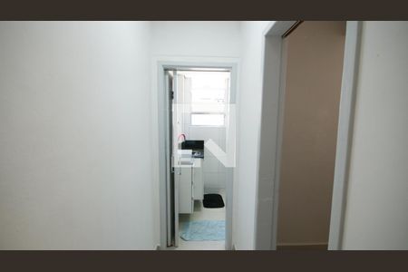 Corredor de apartamento para alugar com 1 quarto, 44m² em Boqueirão, Praia Grande