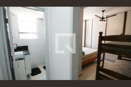 Corredor de apartamento para alugar com 1 quarto, 44m² em Boqueirão, Praia Grande