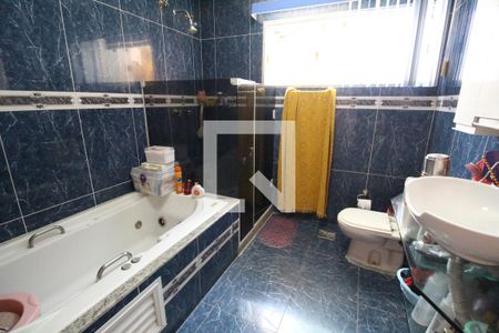 Banheiro da suíte 1 de casa de condomínio para alugar com 4 quartos, 242m² em Freguesia (jacarepaguá), Rio de Janeiro