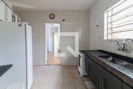 Cozinha de casa para alugar com 2 quartos, 75m² em Vila Tiradentes, São Paulo