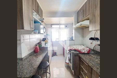 Cozinha de apartamento à venda com 2 quartos, 44m² em Conceição, Osasco