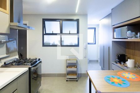 Cozinha de apartamento à venda com 3 quartos, 154m² em Moema, São Paulo