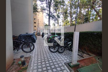 Bicicletário  de apartamento para alugar com 2 quartos, 41m² em Jardim Sao Saverio, São Paulo