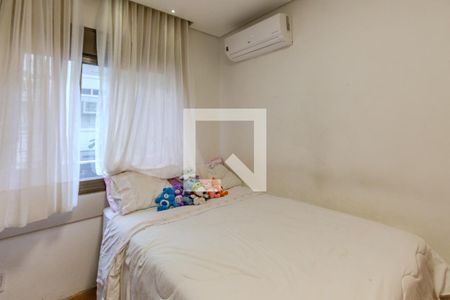 Quarto 1 de apartamento à venda com 3 quartos, 104m² em Jardim Isabel, Porto Alegre