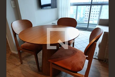 Sala/Cozinha integrados de apartamento à venda com 1 quarto, 32m² em Jardim Paulista, São Paulo
