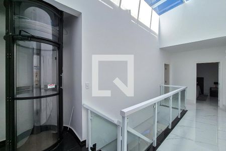 Corredor de casa de condomínio à venda com 4 quartos, 464m² em Parque Terra Nova Ii, São Bernardo do Campo