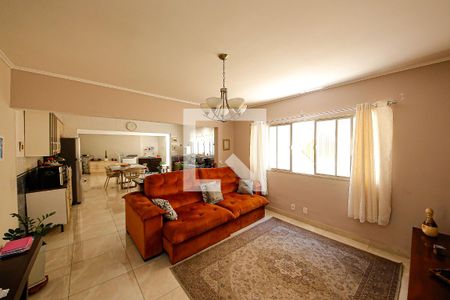 Sala 2 de casa à venda com 3 quartos, 166m² em Jardim Piqueroby, São Paulo