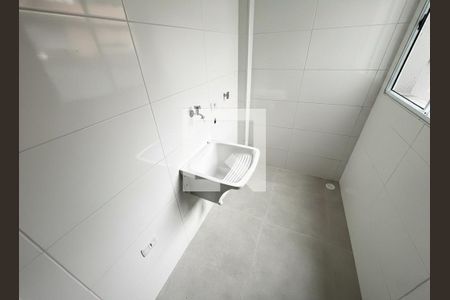 Cozinha e Área de Serviço de apartamento para alugar com 2 quartos, 40m² em Água Fria, São Paulo