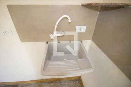 Sala e Cozinha - Kitnet 1 de casa à venda com 1 quarto, 200m² em Jardim Laguna, Contagem