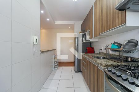 Cozinha de apartamento à venda com 3 quartos, 80m² em Chácara Agrindus, Taboão da Serra