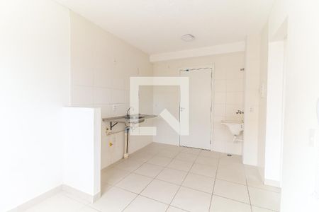 Sala/Cozinha de apartamento para alugar com 2 quartos, 34m² em Colônia (zona Leste), São Paulo