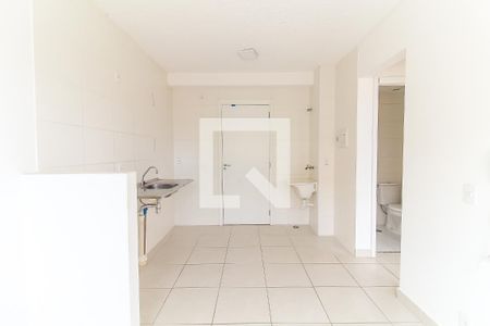 Sala/Cozinha de apartamento para alugar com 2 quartos, 34m² em Colônia (zona Leste), São Paulo