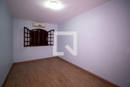 Quarto 1 de casa para alugar com 2 quartos, 129m² em Zé Garoto, São Gonçalo