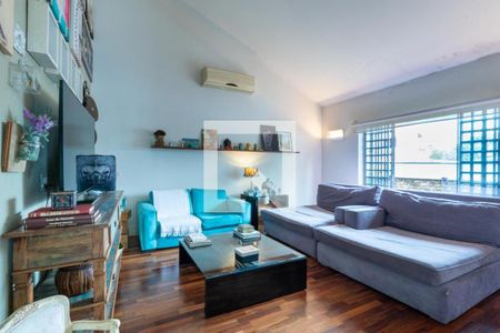 Casa à venda com 3 quartos, 220m² em Jardim Lar Sao Paulo, São Paulo