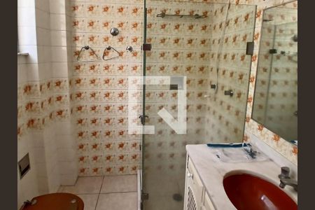 Banheiro da Suíte de apartamento para alugar com 4 quartos, 140m² em Icaraí, Niterói