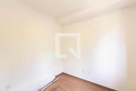 Quarto 1 de apartamento para alugar com 2 quartos, 47m² em Vila Carmosina, São Paulo
