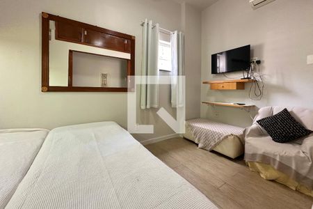 Quarto 02 de apartamento para alugar com 2 quartos, 43m² em Copacabana, Rio de Janeiro