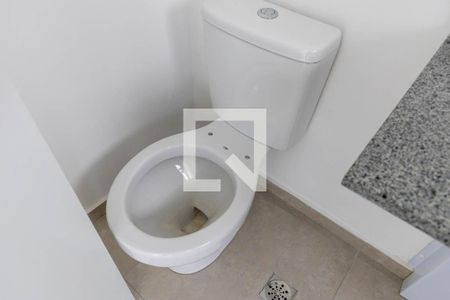 Banheiro de kitnet/studio à venda com 1 quarto, 28m² em Vila Buarque, São Paulo