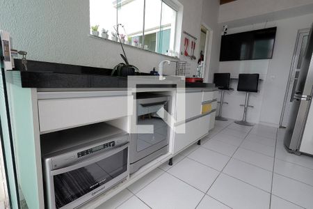 Cozinha de apartamento à venda com 2 quartos, 77m² em Vila Scarpelli, Santo André