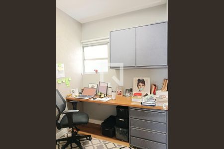 Escritório de apartamento à venda com 3 quartos, 125m² em Cerqueira César, São Paulo