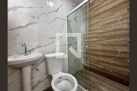 Suíte - Banheiro de casa de condomínio para alugar com 3 quartos, 88m² em Vargem Pequena, Rio de Janeiro