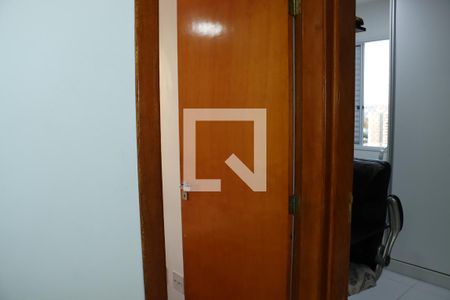 Quarto 1 de apartamento para alugar com 3 quartos, 61m² em Jardim Marilu, Carapicuíba