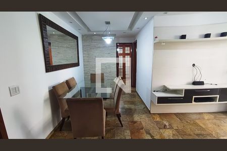 Sala de apartamento para alugar com 2 quartos, 58m² em Pechincha, Rio de Janeiro
