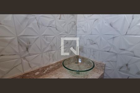 Lavabo de apartamento para alugar com 2 quartos, 110m² em Santa Maria, Santo André