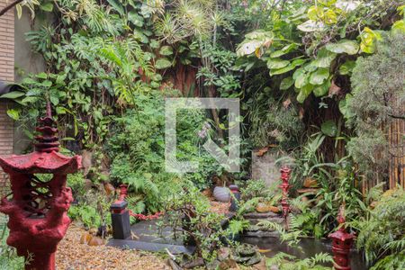 Casa à venda com 414m², 4 quartos e 6 vagasJardim