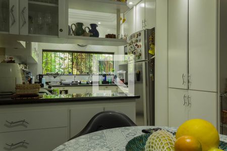 Casa à venda com 414m², 4 quartos e 6 vagasCozinha