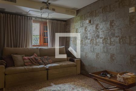 Casa à venda com 414m², 4 quartos e 6 vagasSuíte 2