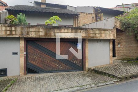 Casa à venda com 414m², 4 quartos e 6 vagasFachada