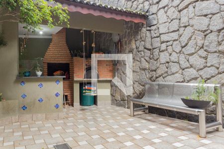 Casa à venda com 414m², 4 quartos e 6 vagasQuintal