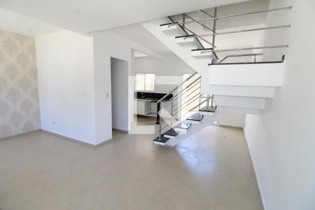 Sala 1 de casa de condomínio para alugar com 2 quartos, 84m² em Chácaras São José, São José dos Campos