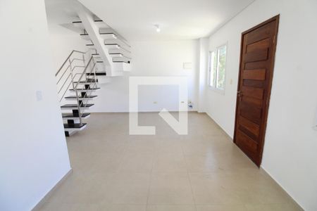 Sala 1 de casa de condomínio para alugar com 2 quartos, 84m² em Chácaras São José, São José dos Campos