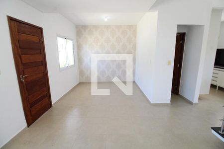 Sala 1 de casa de condomínio para alugar com 2 quartos, 84m² em Chácaras São José, São José dos Campos