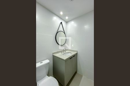 Banheiro de kitnet/studio para alugar com 1 quarto, 25m² em Vila Mariana, São Paulo