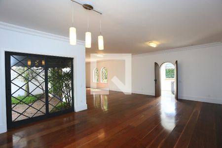 Sala 1 de casa para alugar com 5 quartos, 380m² em Jardim Everest, São Paulo