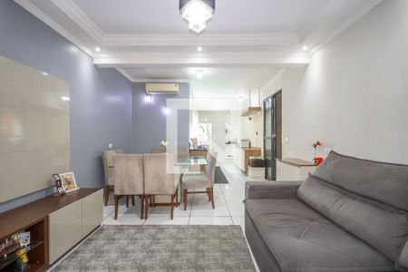 Sala de casa para alugar com 3 quartos, 125m² em Santa Maria, Osasco