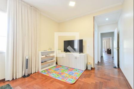 Casa de Condomínio à venda com 4 quartos, 450m² em Caxingui, São Paulo